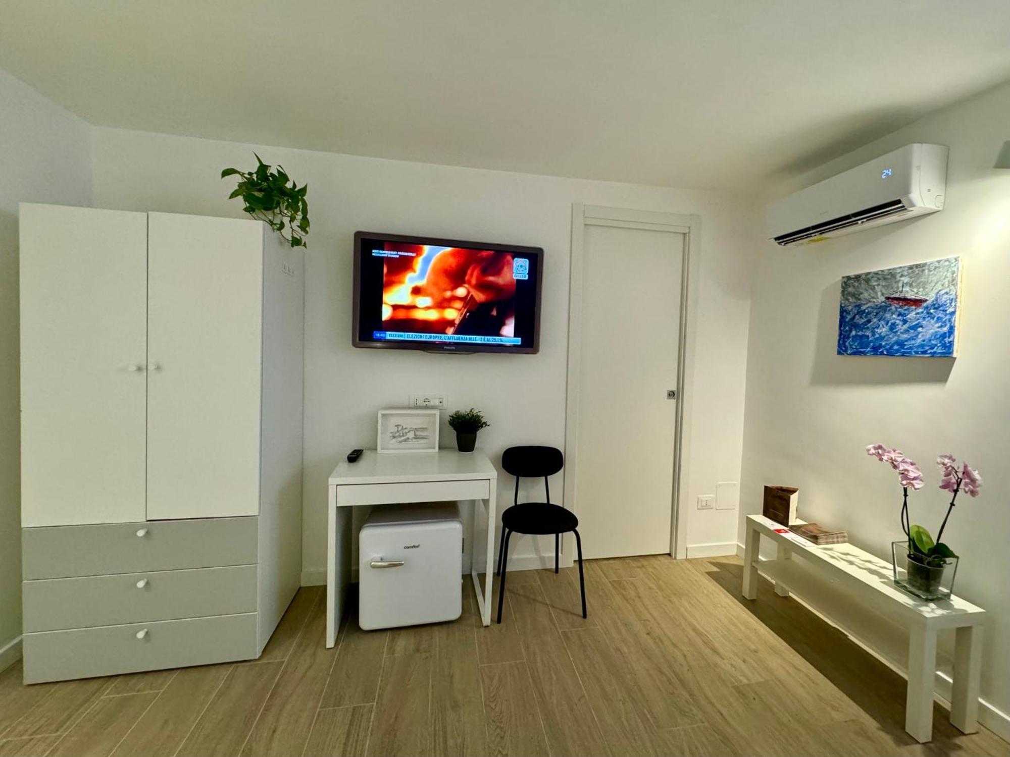 Hotel Residenza D'Artista Al Duomo1 à Salernes Extérieur photo